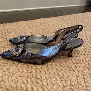 Manolo Blahnik jeweled jacquard heel - Size 9